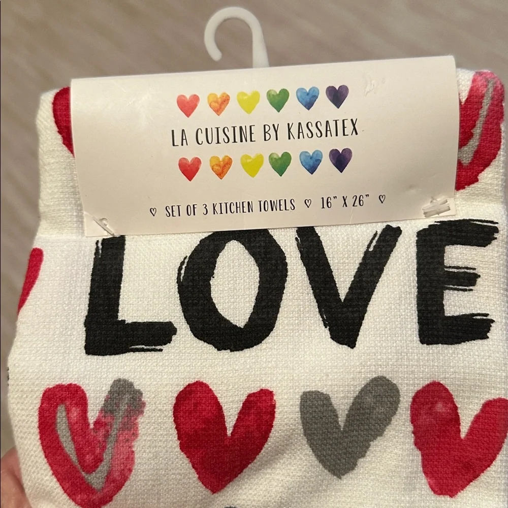 LA CUISINE KASSATEX Kitchen Towels Set of 3 Love Print 16 X 26 NWT Dual Purpose
